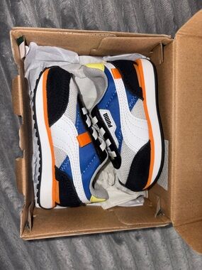 Puma baby shoes. Blue, Orange & Black Retro Runner Sneakers